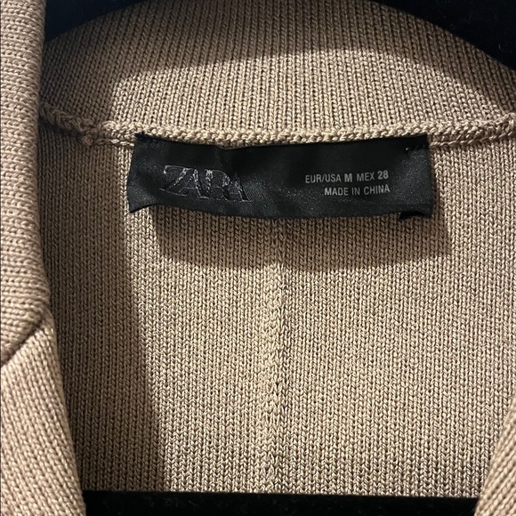 Classic Tan Women's Short Sleeve Blazer - Picture 3 of 4